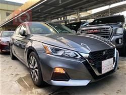 نيسان ألتيما